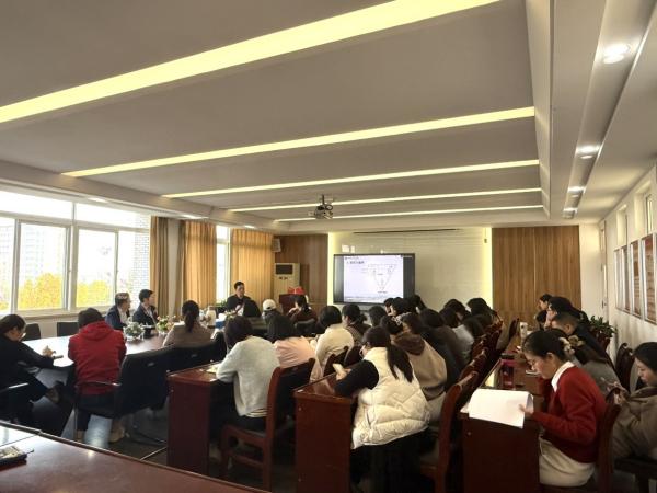 "C:\Users\王洁\Desktop\图片2600.jpg"